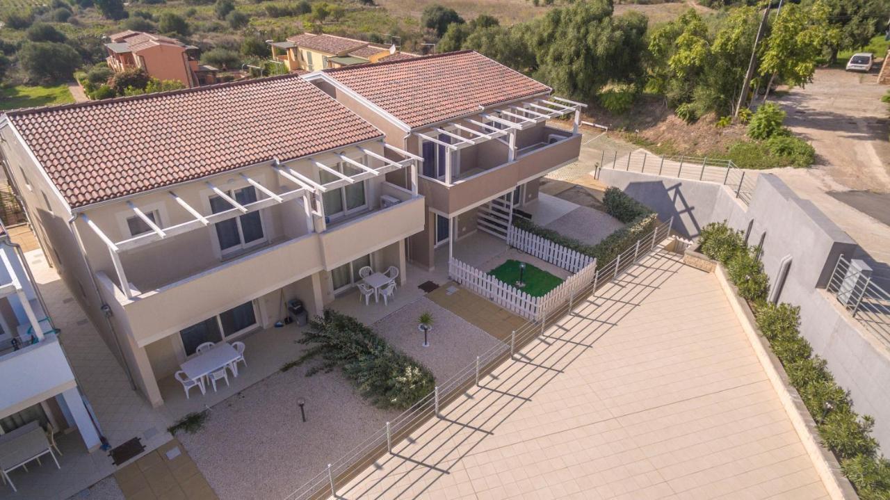 Villetta Federico Climatizzata Con Giardino Privato Viddalba Dış mekan fotoğraf