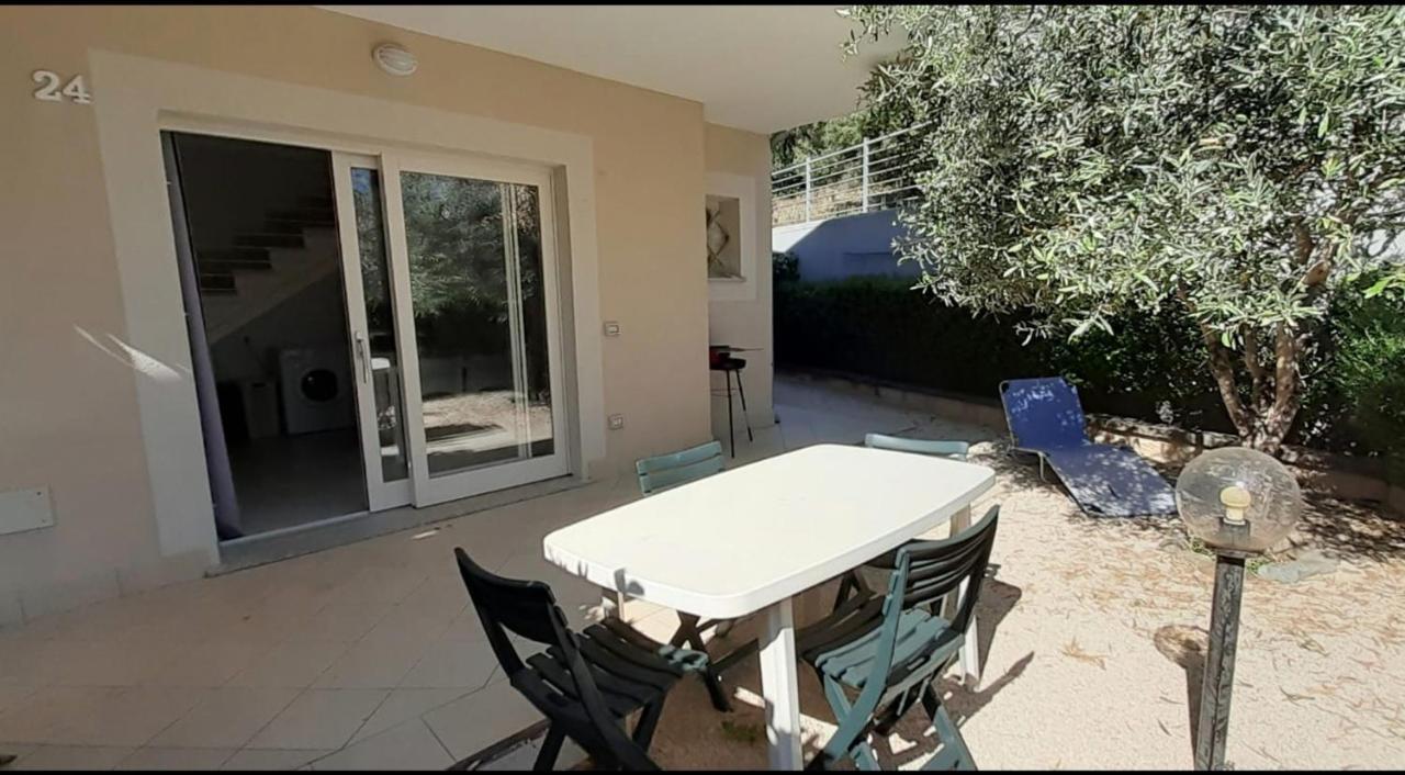Villetta Federico Climatizzata Con Giardino Privato Viddalba Dış mekan fotoğraf