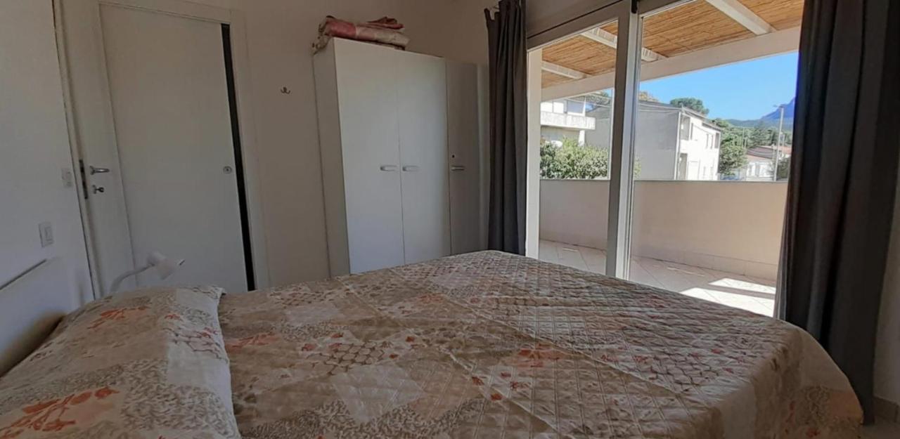 Villetta Federico Climatizzata Con Giardino Privato Viddalba Dış mekan fotoğraf